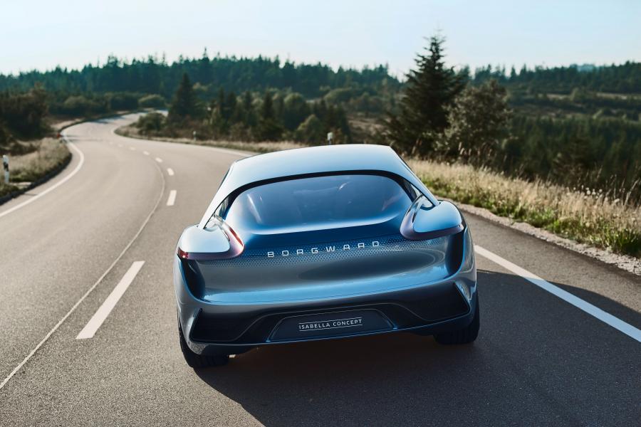  Borgward Isabella Concept 2017 года  (фото 16 из 43)
